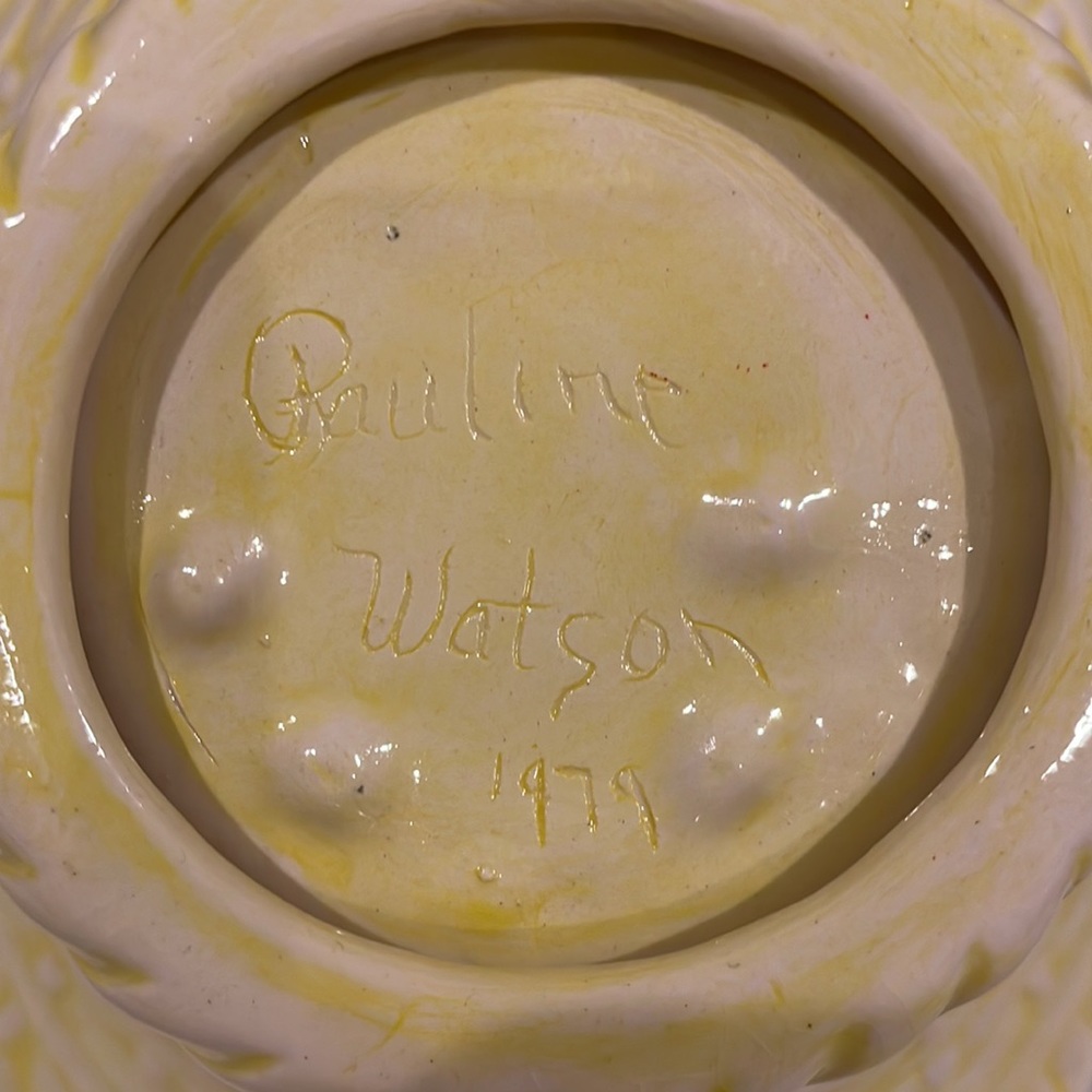 Handmade Vintage 1974 Ceramic Easter Basket - Picture 4 of 5